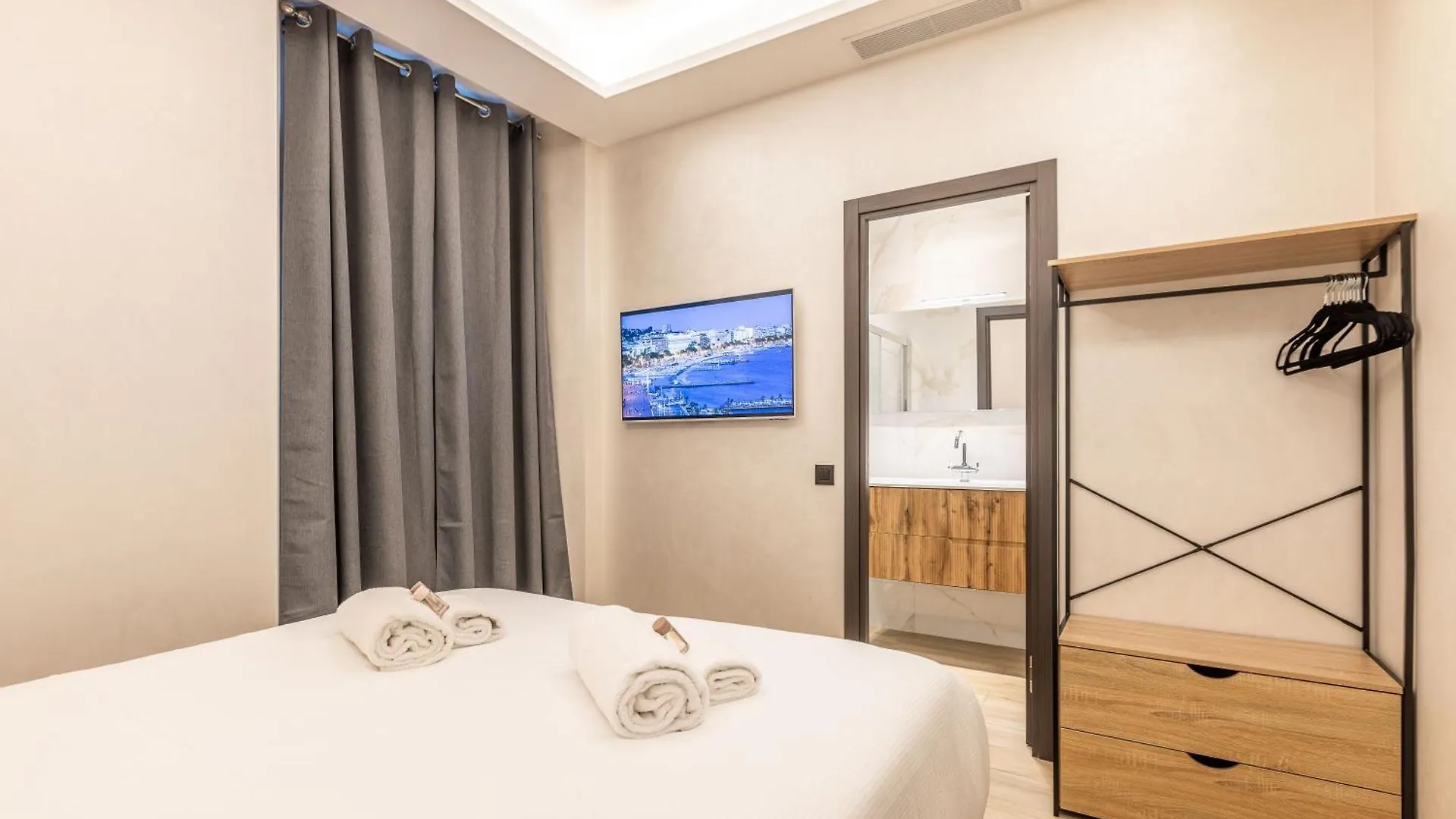 Apartment Bliss Triplex - Hyper Centre - Sauna - Bbq - Jacuzzi - Lracannes