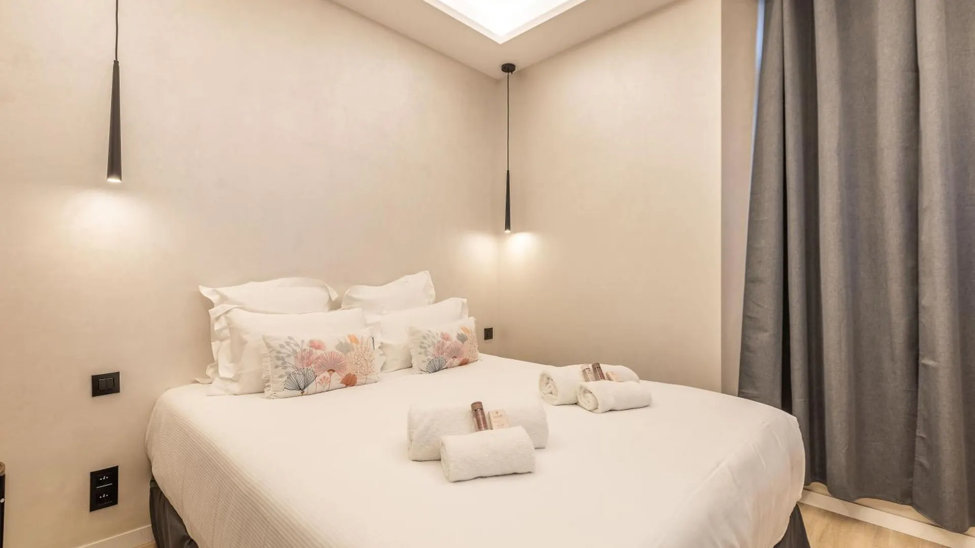 Bliss Triplex - Hyper Centre - Sauna - Bbq - Jacuzzi - Lracannes Apartment