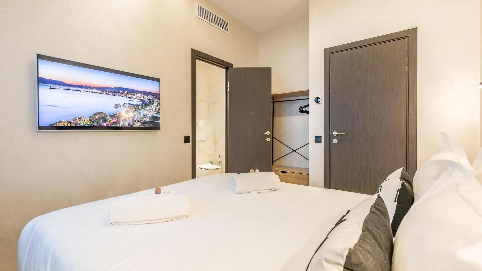 Apartment Bliss Triplex - Hyper Centre - Sauna - Bbq - Jacuzzi - Lracannes France